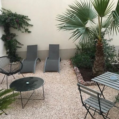 Lazare Maison De Maitre , Appartements De Standing Avec Parking Privatif A Seulement 7 Minutes A Pied Du Centre Historique De Béziers Buitenkant foto