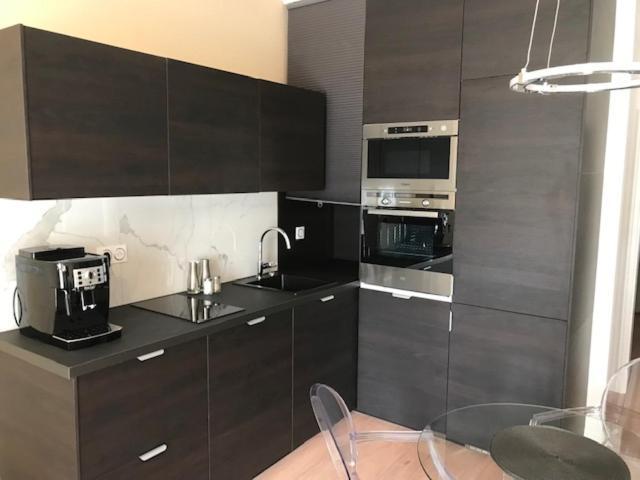 Lazare Maison De Maitre , Appartements De Standing Avec Parking Privatif A Seulement 7 Minutes A Pied Du Centre Historique De Béziers Buitenkant foto