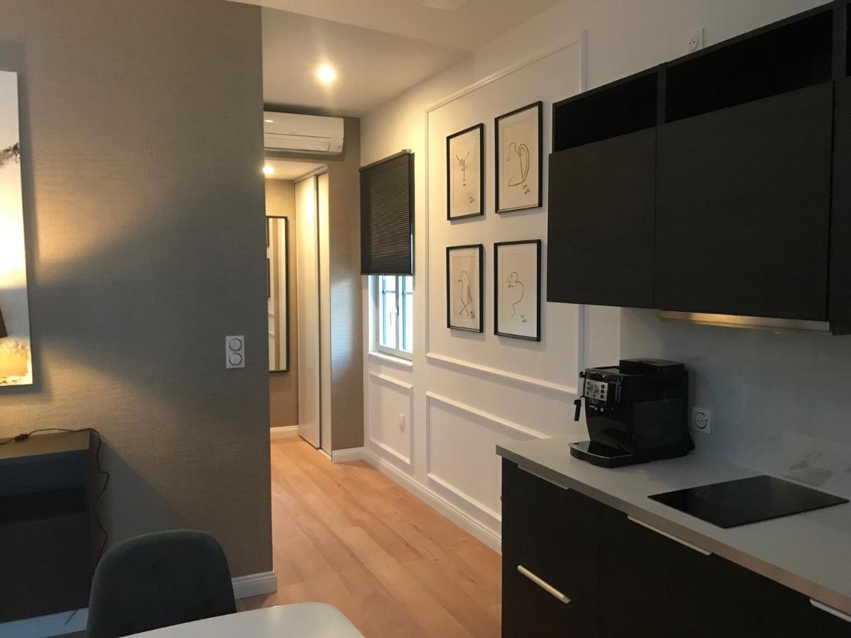 Lazare Maison De Maitre , Appartements De Standing Avec Parking Privatif A Seulement 7 Minutes A Pied Du Centre Historique De Béziers Buitenkant foto